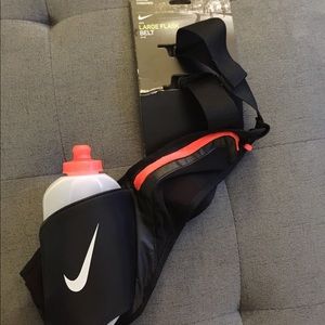 Nike Large Flask Belt